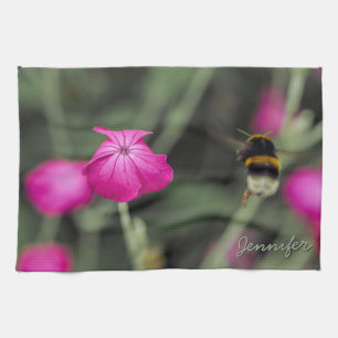 Humla Och Rosa Blomma Foto Med Namn Kökshandduk