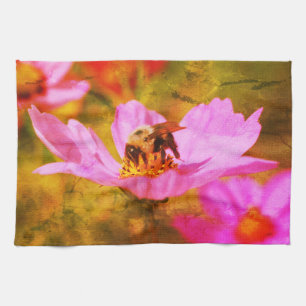 Humla på Rosa Cosmos blomma Abstrakt Kökshandduk