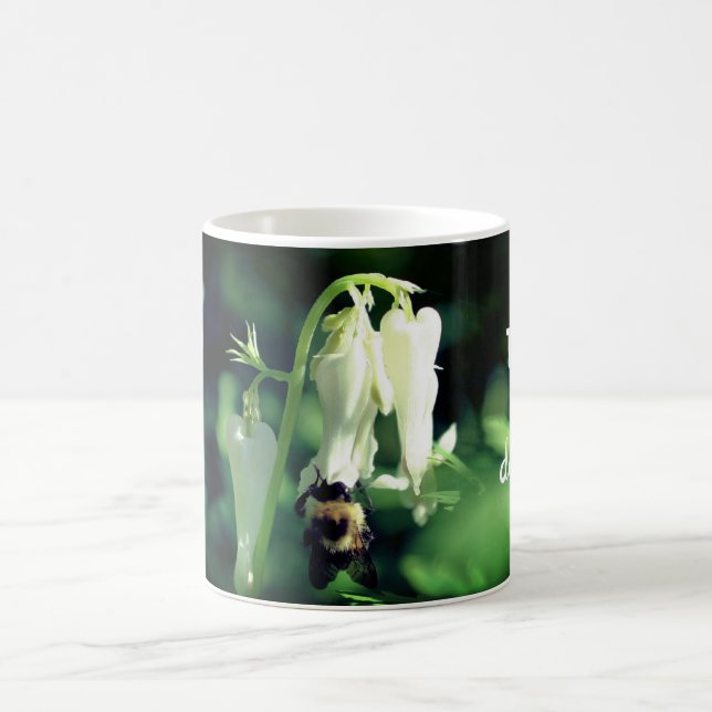 Humla på vit blomma Personlig Kaffemugg (Center)