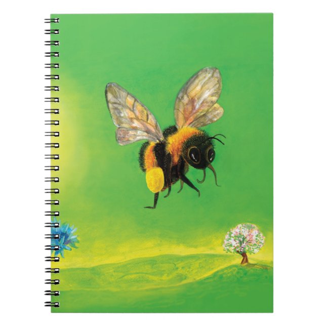 Humla som flyger över en Blommar Meadow Anteckningsbok (Framsidan)