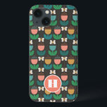 Humla & Tulips Rosa & Black Monogram Initial<br><div class="desc">Ett roligt och en söt personlig-telefonväska med bumble och tulpanformat mönster. Färg omfattar: rosa, korall, persikor, ljusblå och träkol. En underbar gåva som kan monogrammeras med initialer.</div>