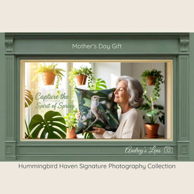 Hummingbird Fine Art Gift for Mom | Throw Pillow  Kudde (Skapare uppladdad)