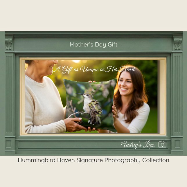 Hummingbird Fine Art Throw Pillow Gift for Mom Kudde (Skapare uppladdad)