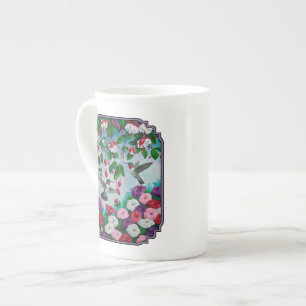 Hummingbird i Fuchsia-Blomsterträdgården Benporslin Mugg