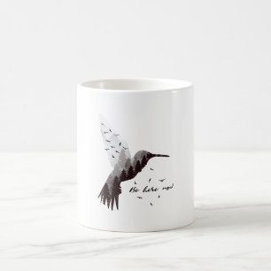 Hummingbird med skog kaffemugg