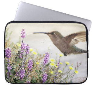 Hummingbird och Wildblommor Digital Art Laptop Fodral