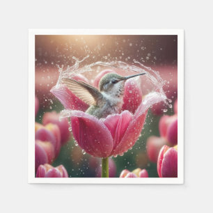 Hummingbird som bryter sig in i en tulipp pappersservett