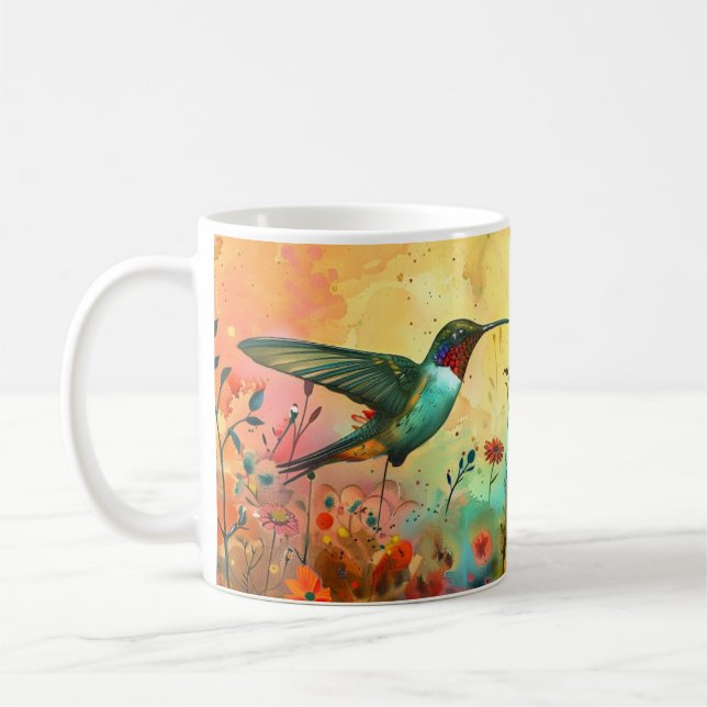 Hummingbird som flyger genom vilda blommor kaffemugg (Vänster)