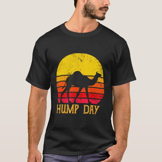   Hump Day Camel T Shirt (Framsida)
