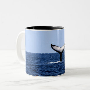 Humpback Whale i Ocean Två-Tonad Mugg