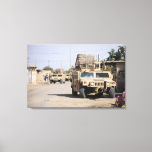 Humvees säkerhet under en patrullering canvastryck