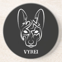 Hund av svartvita stammar