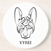 Hund av svartvita stammar