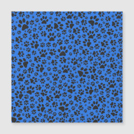 Hund Black & White Polka Dot på teknikblått
