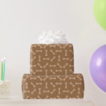 Hund Bone Gift Wrap, Kids & Pets Birthday Presentpapper<br><div class="desc">Den här pappra hund för benomslagning i roligt är perfektens presentfigursättning för dina vänner i det speciella håriget och för party för människor med hund som kallas marionettteman! Det geometriska benet mönster är modernt och minimalistiskt, och de ljusbruna tonerna är helt och hållet neutralt att följa med vilket färg-system som...</div>
