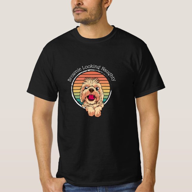 Hund Brownie Tittar Naughty T Shirt (Framsida)