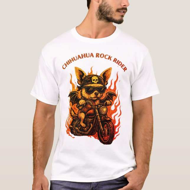 Hund Chihuahua Biker på motorcykel med flamma T Shirt (Framsida)