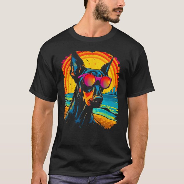 Hund Cool Doberman Pinscher Solglasögon T Shirt (Framsida)