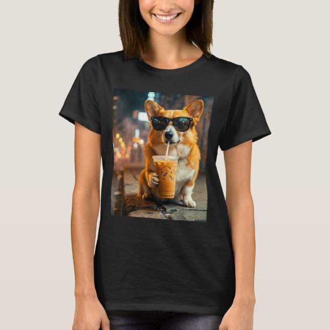 Hund corgi dricker iskaffe rolig djur meme t shirt (Framsida)