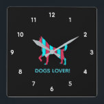 Hund - Cute Pet Art, Blått och rött Abstrakt Djur Fyrkantig Klocka<br><div class="desc">Retro,  pop,  färglöst skapande av Hund silhouette,  Square Clock. Speciellare tema för blå och röd färg,  med enkla men elegant ikoner formaterade med en originalbild.Originaldigital bild av Raphael Studio - 'Hund'.
Retro pop & stil,  unik design.
Redigerbar text: Ändra rubriken till din inställning.</div>