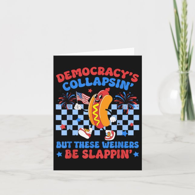 Hund Democracys Collapsing 4:e juli Prote Kort (Framsida)