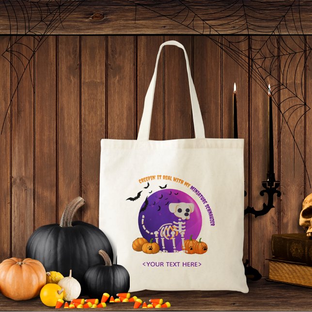 Hund Halloween Bus eller godis Tote Bag Tygkasse (Trick or Treat OR show up to the Halloween party in style. Represent your favorite dog breed!!)