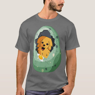 Hund i äggens lustiga klistermärken utformar trend t shirt