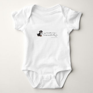 hund i bergsområdet tee shirt