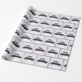 Hund i gammal bil med Julgran Presentpapper
