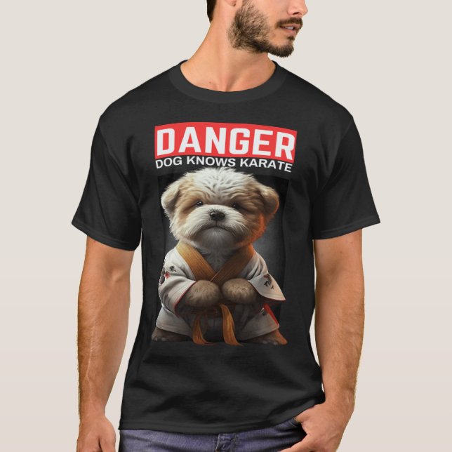 Hund Känner Karate T Shirt (Framsida)