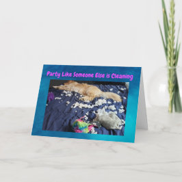 Hund med ett fantastiskt födelsedagskort gjorde en kort