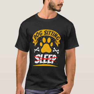 Hund med viloläge hund Sitta Djursällskapsdjursskö T Shirt