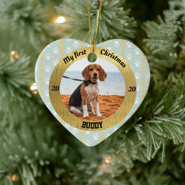 Hund mitt första julfoto i Namnen Julgransprydnad Keramik (Träd)