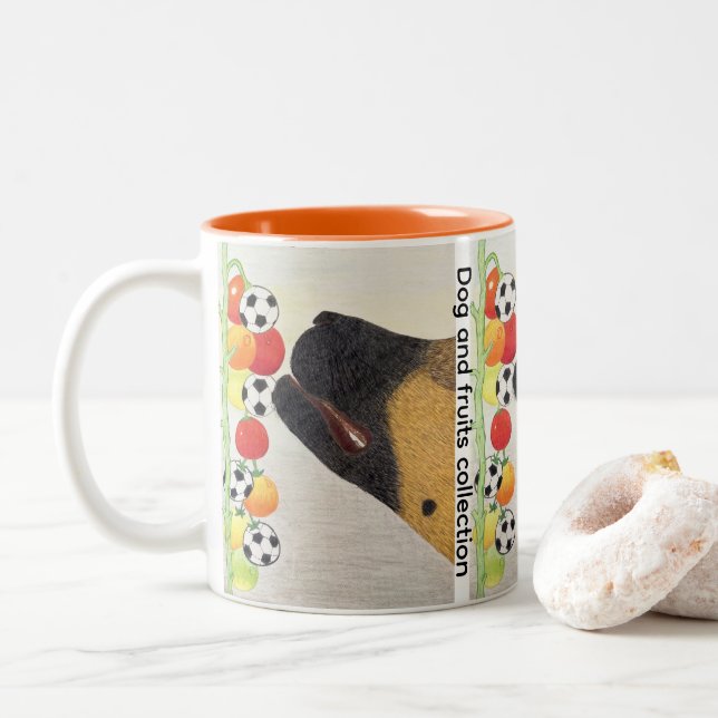 Hund och tomater Tvåtons kaffemugg (Med munk)