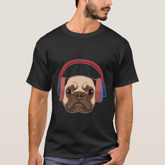 Hund på Music med hörlurar T Shirt (Framsida)