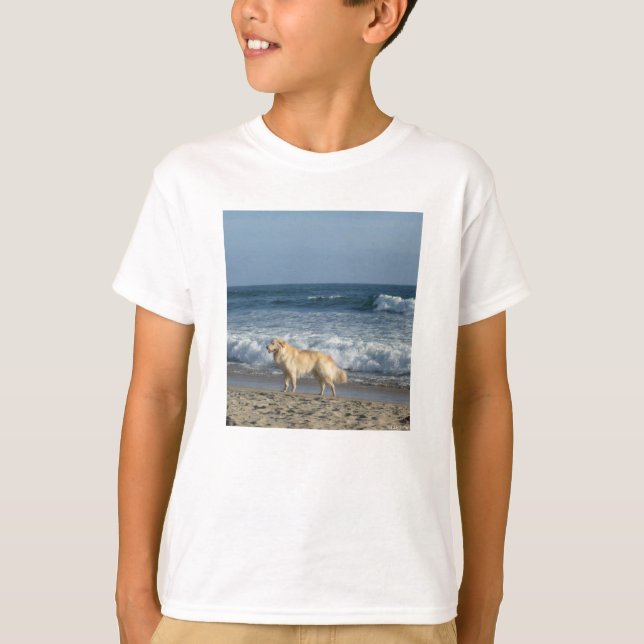 Hund på stranden t shirt (Framsida)
