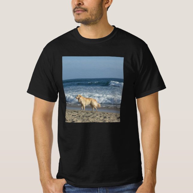 Hund på stranden t shirt (Framsida)