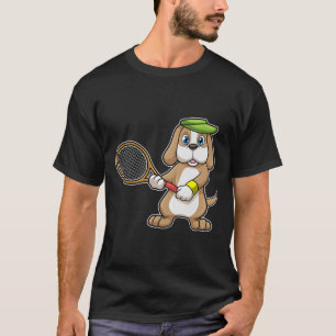 Hund på Tennis med tennis racket & Cap T Shirt