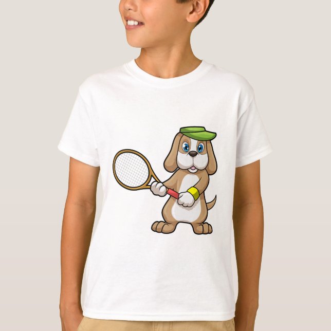 Hund på Tennis med tennis racket & Cap T Shirt (Framsida)