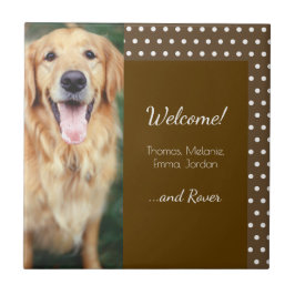 Hund Photo and Family Namn Polka Dot Brown Välkomm Kakelplatta