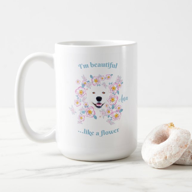 Hund Samoyed och rosa blommor Kaffemugg (Med munk)