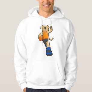 Hund som basketspelare med basket hoodie