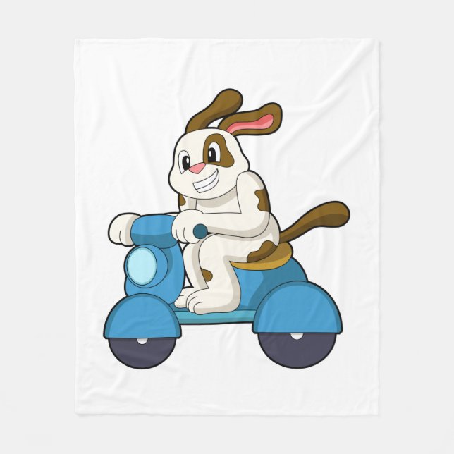 Hund som Biker med Scooter.PNG Fleecefilt (Framsidan)