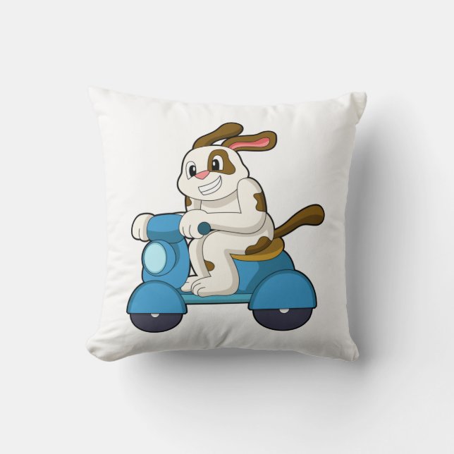 Hund som Biker med Scooter.PNG Kudde (Framsida)