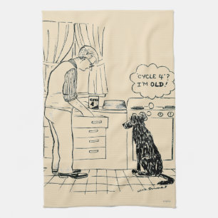 Hund som får äldre kökshandduk