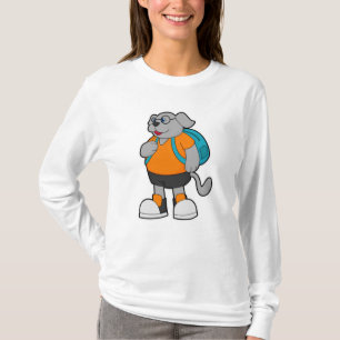 Hund som Hiker med ryggsäck T Shirt