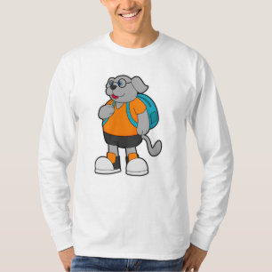 Hund som Hiker med ryggsäck T Shirt