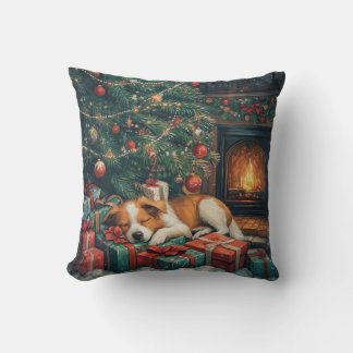 Hund sover fredligt under Julgran Kudde