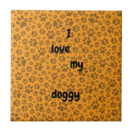 Hund Tass Black & White Polka Dot på Dahlia-orange Kakelplatta