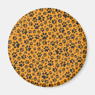 Hund Tass Black & White Polka Dot på Dahlia-orange Magnet